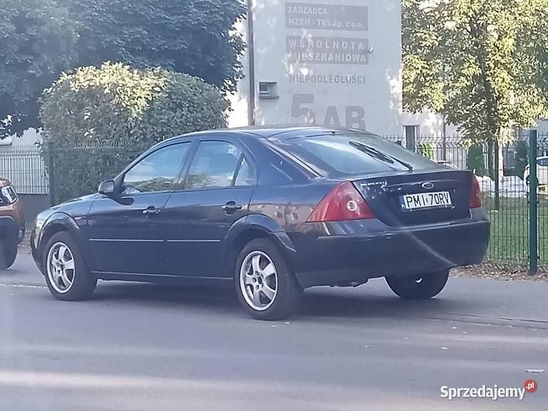 Granatowy Używany 2006 Ford Mondeo Hatchback | 1800 zł (Super Cena) - Obraz 1/3