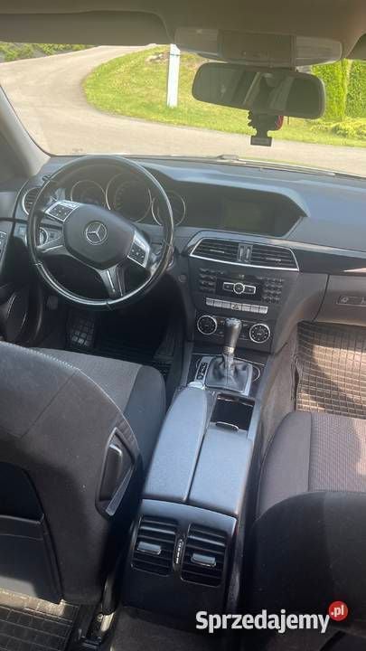 Używany Mercedes C200 2013