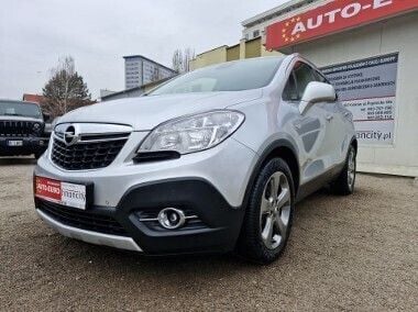 Srebrny Używany 2014 Opel Mokka SUV | 43 900 zł (Uczciwa cena) - Obraz 1/4