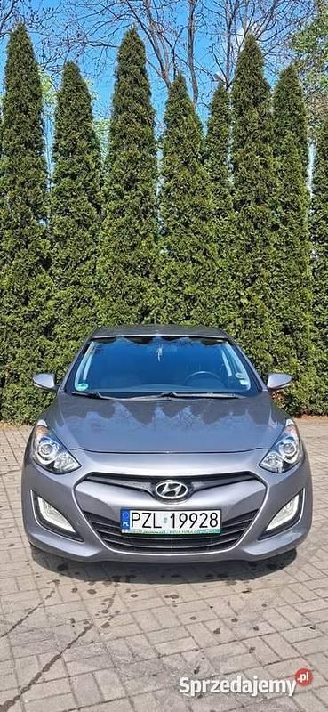 Szary Używany 2014 Hyundai i30 Hatchback | 31 900 zł (Uczciwa cena) - Obraz 1/4