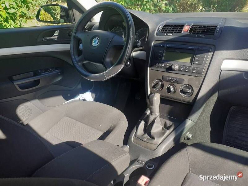 Używany Skoda Octavia 105 KM (77 kW) 2008 Czarny Hatchback