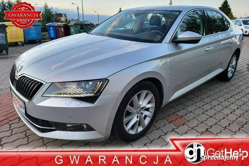 Srebrny Używany 2019 Skoda Superb Sedan/Limuzyna | 56 888 zł (Super Cena) - Obraz 1/4