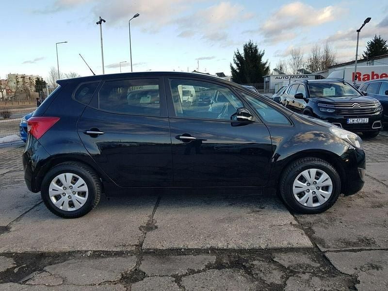 Używany Hyundai ix20 90 KM (66 kW) 2015 Czarny Hatchback