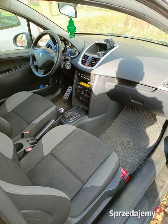Czarny Używany 2009 Peugeot 207 Hatchback | 5000 zł (Dobra cena) - Obraz 1/4
