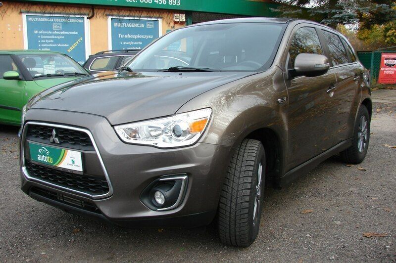 Beżowy Używany 2013 Mitsubishi ASX SUV | 29 900 zł (Uczciwa cena) - Obraz 1/4
