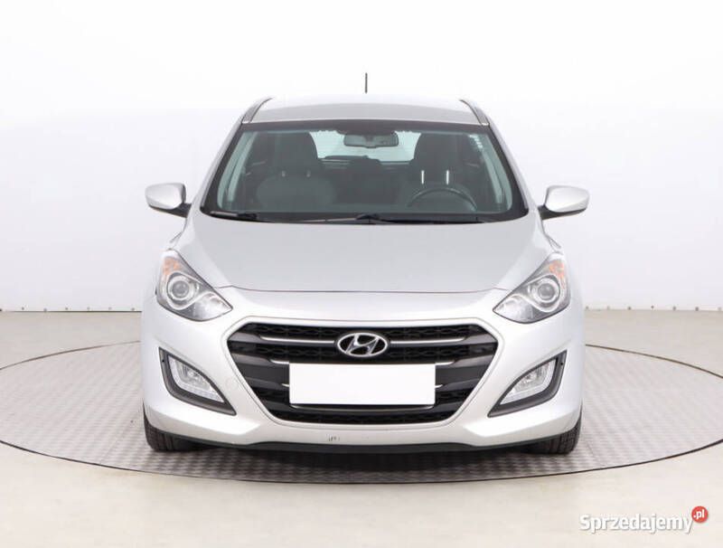 Srebrny Używany 2015 Hyundai i30 Kombi | 35 999 zł (Dobra cena) - Obraz 1/4