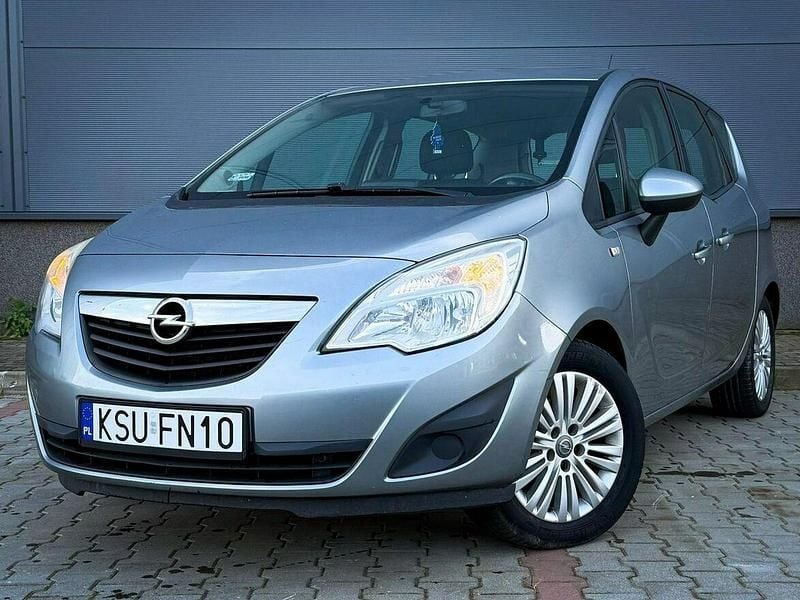 Inny kolor Używany 2011 Opel Meriva Minivan | 13 900 zł (Dobra cena) - Obraz 1/4