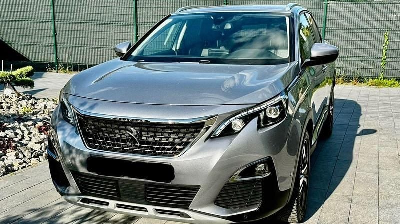 Szary (metalik) Używany 2018 Peugeot 3008 SUV | 61 900 zł (Uczciwa cena) - Obraz 1/4