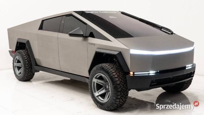 Używany 2024 Tesla Cybertruck SUV | 570 000 zł - Obraz 1/4