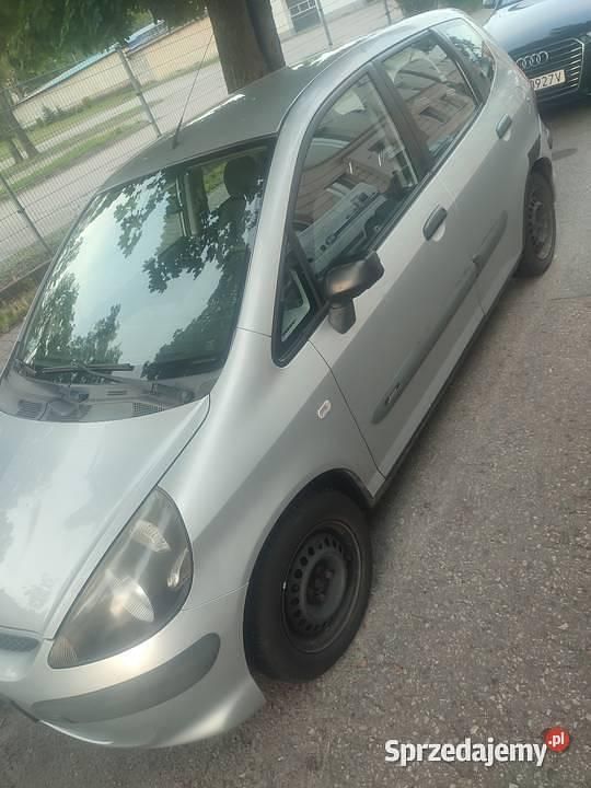 Srebrny Używany 2005 Honda Jazz Hatchback | 1800 zł (Dobra cena) - Obraz 1/4