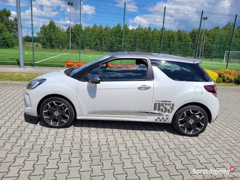 Biały Używany 2014 Citroën DS3 So Paris Hatchback | 29 900 zł (Dość drogi) - Obraz 1/4