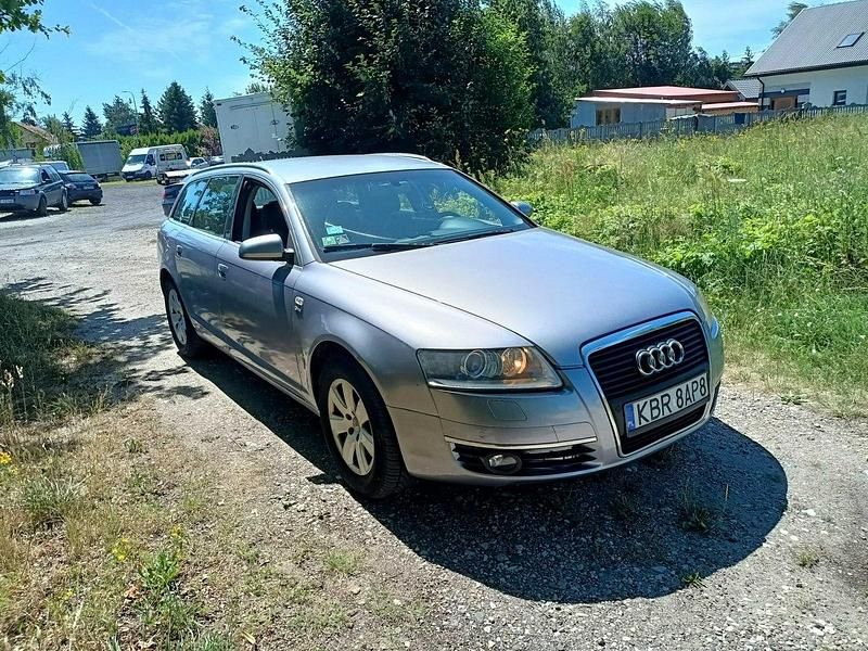 Szary Używany 2005 Audi A6 Kombi | 12 900 zł (Uczciwa cena) - Obraz 1/4