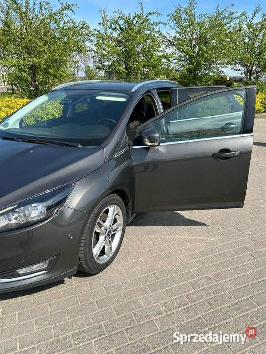 Używany Ford Focus 150 KM (110 kW) 2017 Brązowobeżowy