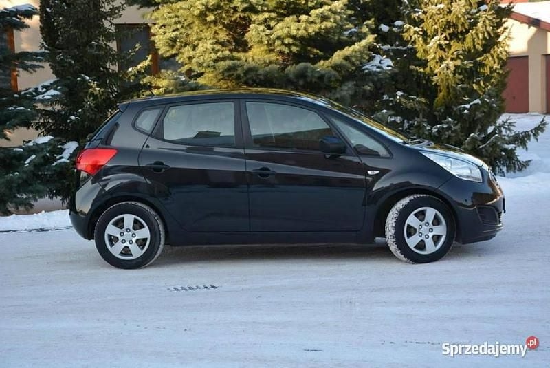 Używany Kia Venga 90 KM (66 kW) 2012 Czarny Hatchback