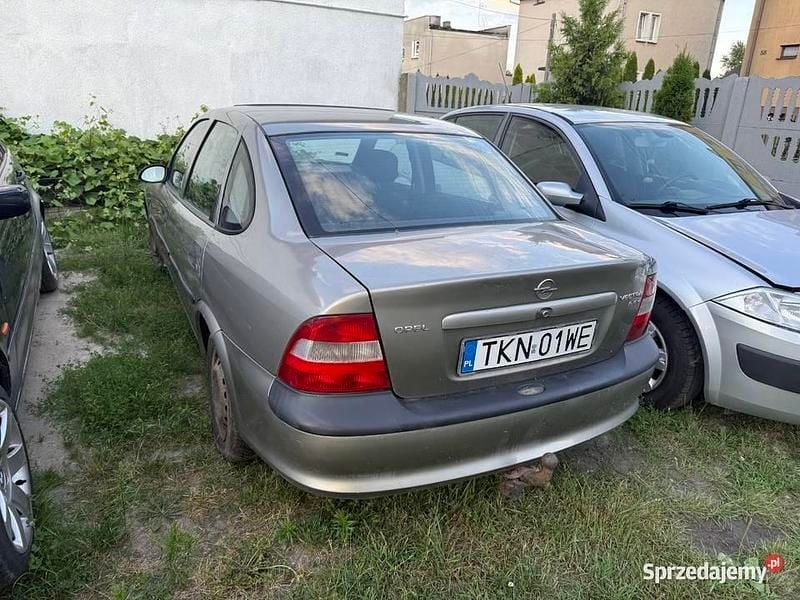 Używany 1999 Opel Vectra | 900 zł - Obraz 1/1