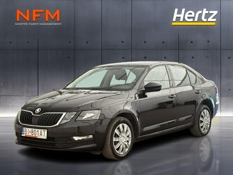 Czarny Używany 2018 Skoda Octavia Ambition Hatchback | 48 500 zł (Dobra cena) - Obraz 1/3