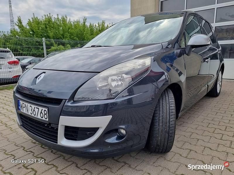 Używany 2011 Renault Scénic III Minivan | 22 900 zł - Obraz 1/4