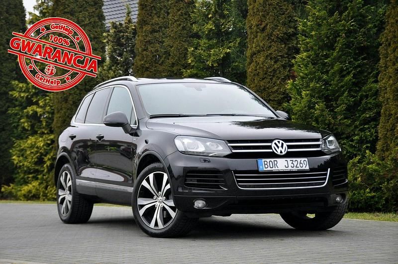 Czarny Używany 2011 VW Touareg R-line SUV | 59 900 zł (Drogi) - Obraz 1/4