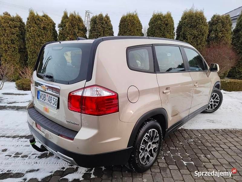 Używany Chevrolet Orlando 2011 Beżowy Minivan