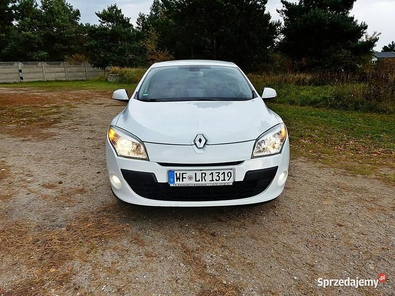 Używany Renault Mégane III 110 KM (80 kW) 2009 Biały Hatchback