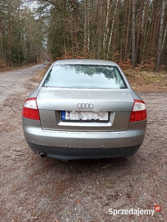 Srebrny Używany 2001 Audi A4 Sedan/Limuzyna | 8300 zł (Uczciwa cena) - Obraz 1/4