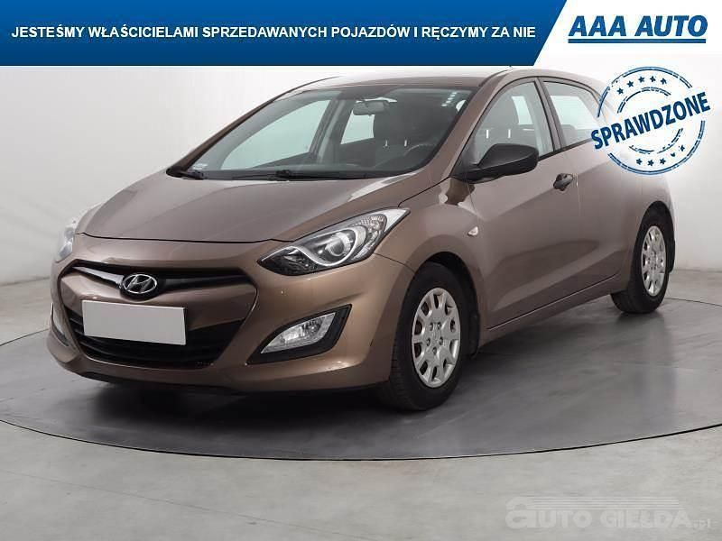Używany Hyundai i30 2012 Brązowy