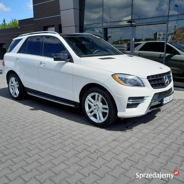Biały Używany 2015 Mercedes ML350 SUV | 97 900 zł - Obraz 1/4
