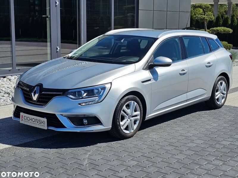 Używany Renault Mégane GrandTour 115 KM (84 kW) 2019 Srebrny (metalik) Kombi