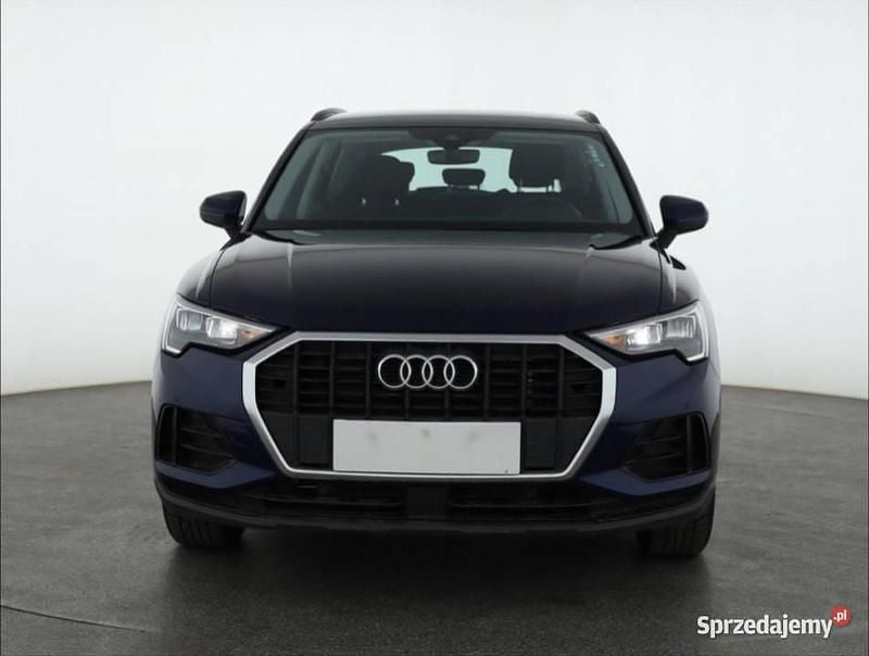 Niebieski Używany 2022 Audi Q3 SUV | 113 999 zł (Uczciwa cena) - Obraz 1/4