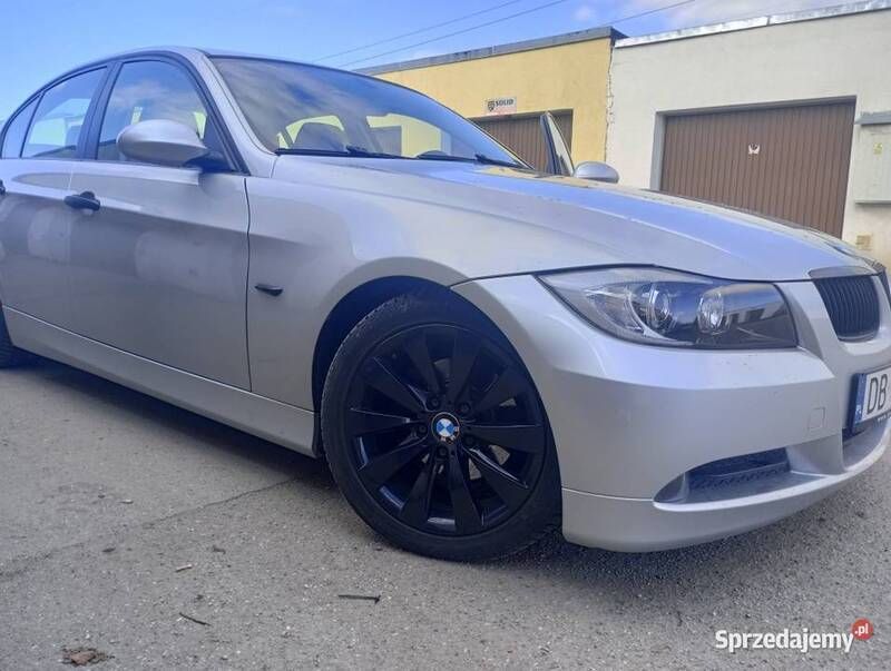 Używany BMW 318 129 KM (94 kW) 2006 Szary Sedan/Limuzyna