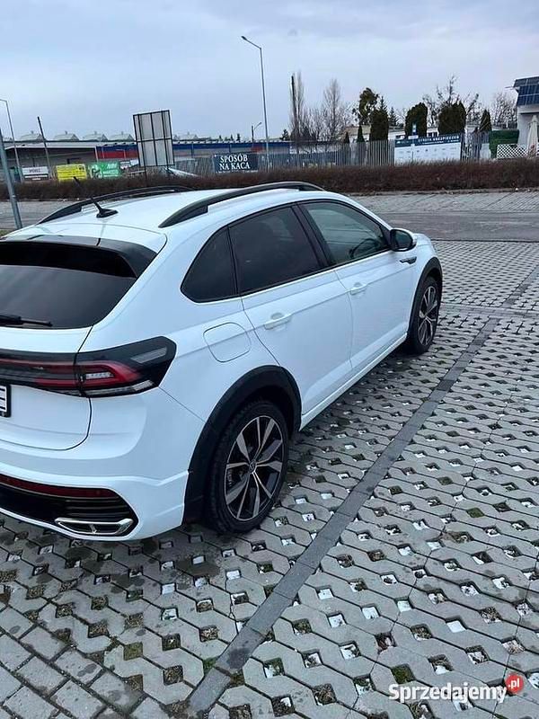 Używany VW Taigo R-line 150 KM (110 kW) 2024 Biały SUV