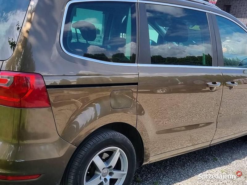 Złoty Używany 2011 Seat Alhambra Minivan | 34 500 zł (Drogi) - Obraz 1/4