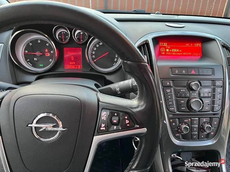 Granatowy Używany 2013 Opel Astra Sport Kombi | 17 500 zł (Uczciwa cena) - Obraz 1/4