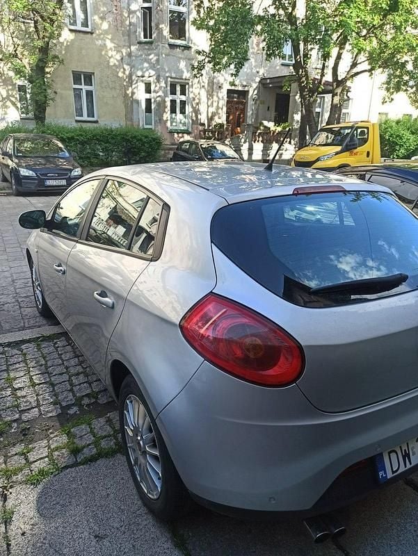 Srebrny Używany 2009 Fiat Bravo Hatchback | 11 900 zł - Obraz 1/4