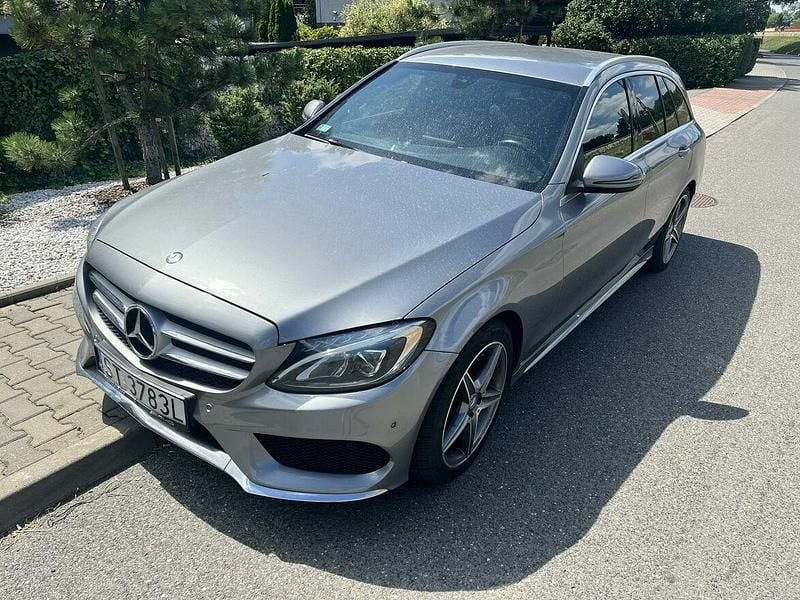 Szary Używany 2016 Mercedes C160 AMG line Coupe | 63 900 zł - Obraz 1/4