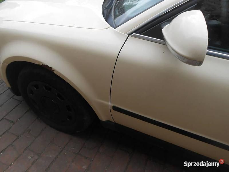 Używany VW Passat 2004 Beżowy Kombi