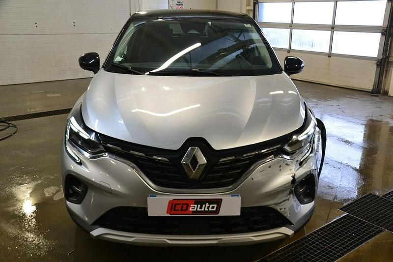 Używany Renault Captur 145 KM (106 kW) 2021 Srebrny SUV