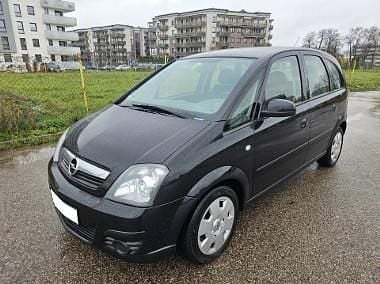 Czarny Używany 2006 Opel Meriva Minivan | 5900 zł (Uczciwa cena) - Obraz 1/4
