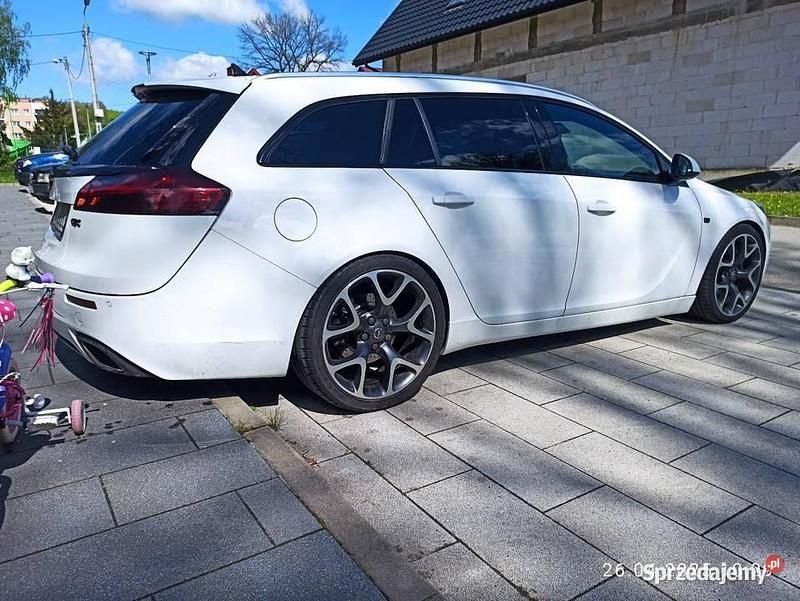 Używany Opel Insignia OPC 2011 Biały Kombi