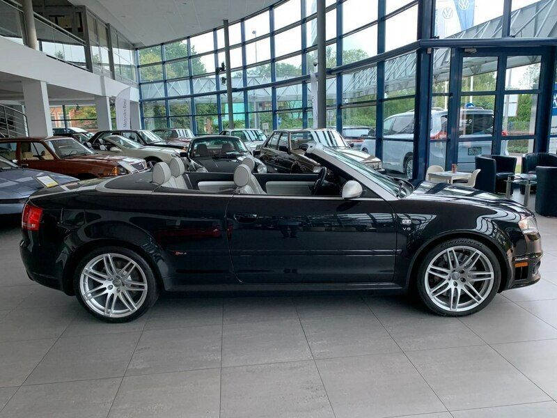 Używany Audi RS4 420 KM (308 kW) 2008 Szary (metalik) Kabriolet