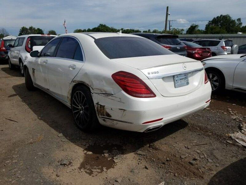 Używany Mercedes S550 449 KM (330 kW) 2015 Biały Sedan/Limuzyna