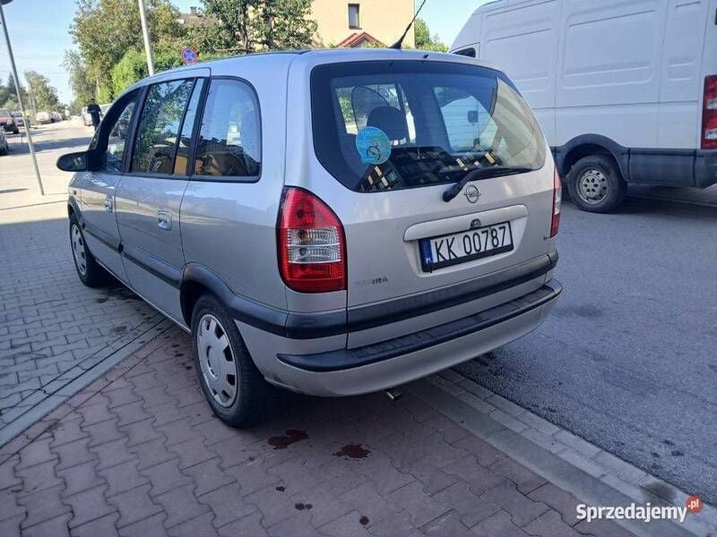 Używany Opel Zafira 2003 Minivan