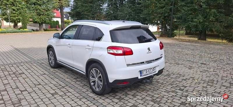 Używany Peugeot 4008 2012 Biały SUV