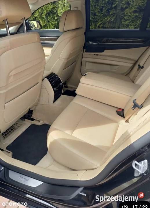 Czarny Używany 2014 BMW 730 Sedan/Limuzyna | 67 700 zł - Obraz 1/4