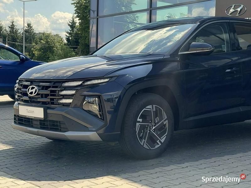 Niebieski Nowe 2025 Hyundai Tucson SUV | 136 900 zł (Dobra cena) - Obraz 1/4