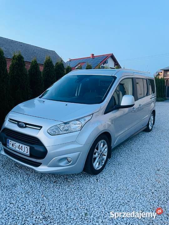 Srebrny Używany 2017 Ford Tourneo Minivan | 44 900 zł - Obraz 1/4