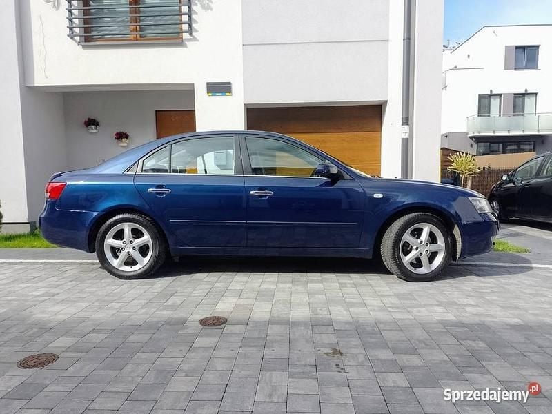 Granatowy Używany 2008 Hyundai Sonata Sedan/Limuzyna | 18 000 zł - Obraz 1/4