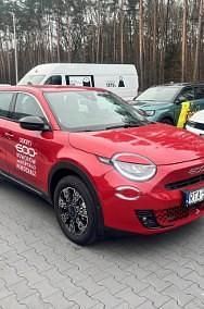 Nowe Fiat 600 100 KM (73 kW) 2025 Czerwony Hatchback