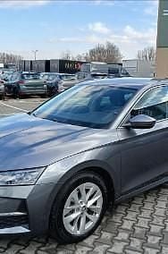 Używany Skoda Octavia Selection 115 KM (84 kW) 2025 Szary Hatchback