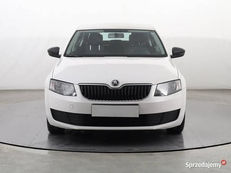 Używany Skoda Octavia 105 KM (77 kW) 2013 Biały Hatchback